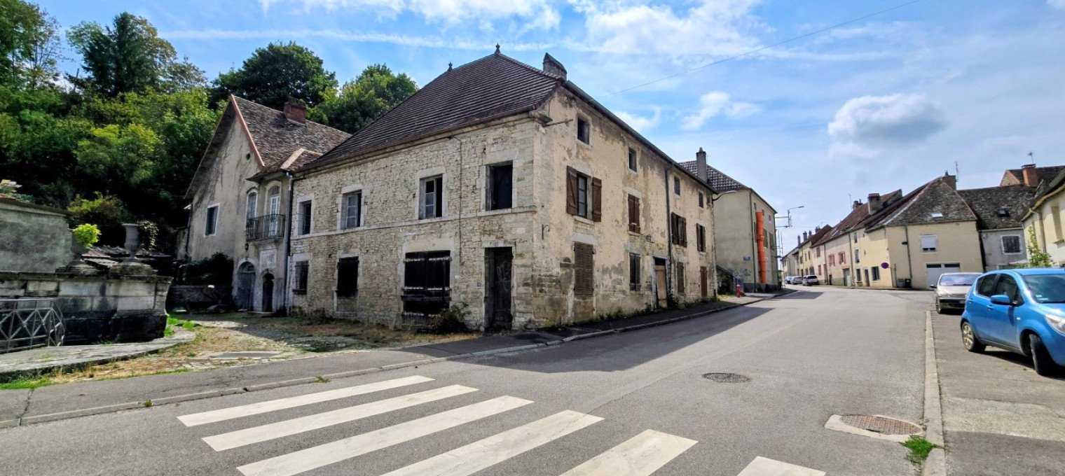 Maison à 
Gy