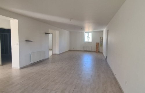 Appartement à 
Dampierre Sur Salon