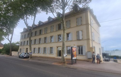 Appartement à 
Arc Les Gray