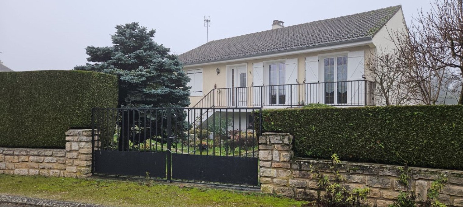Maison à 
Arc Sur Tille