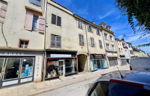 Maison à 
Gray