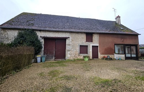 Maison Ã  
Magny St Medard