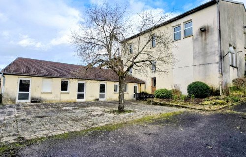 Maison Ã  
Chargey Les Gray