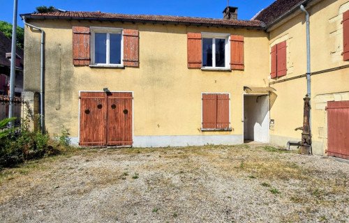 Appartement Ã  
Arc Les Gray
