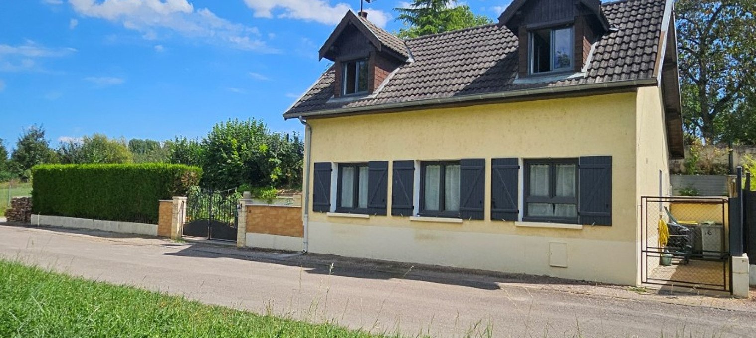 Maison Ã  
Mirebeau Sur Beze